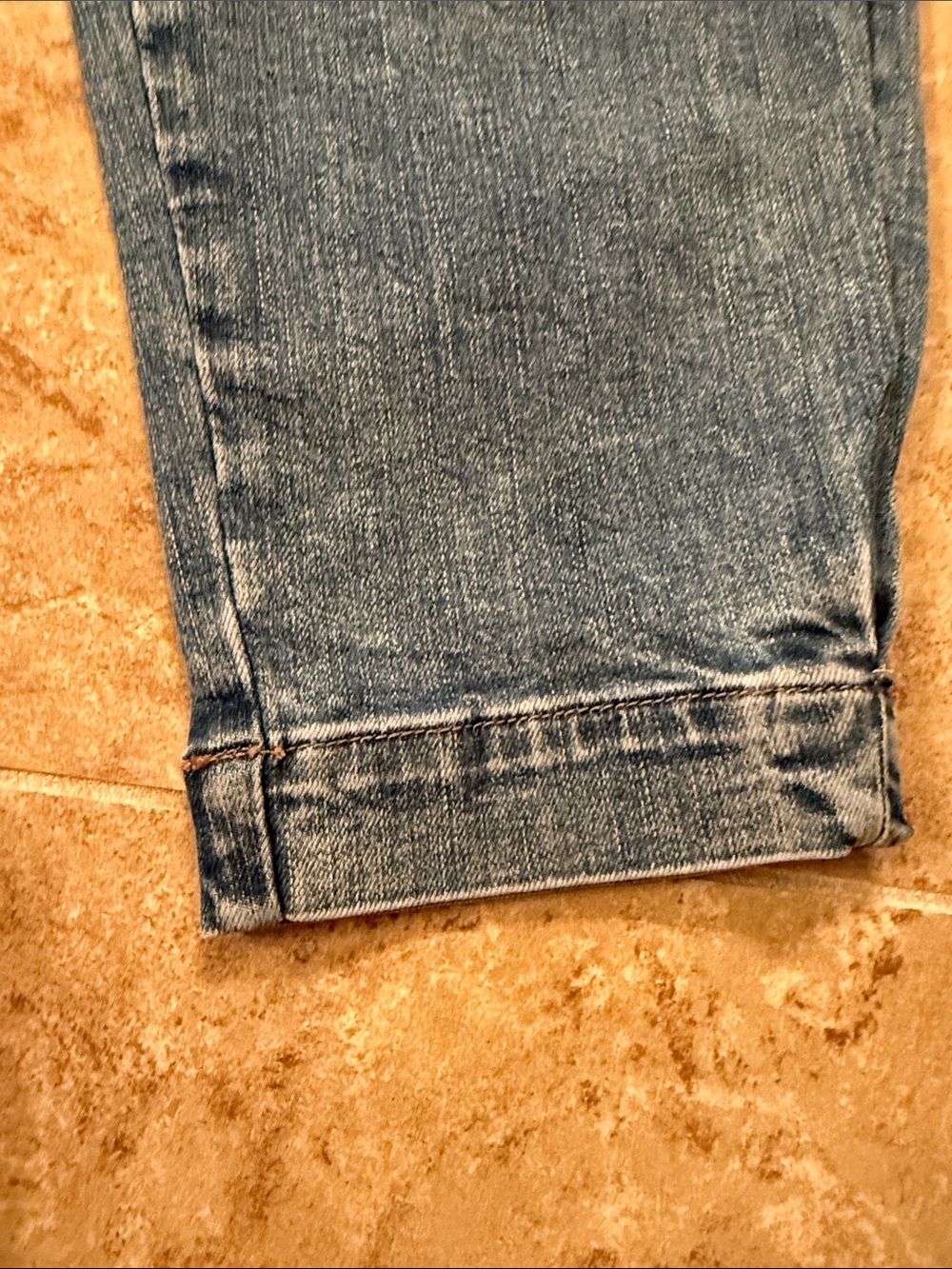 Classic High-Waist Blue Denim Jeans - Picture 4 of 5
